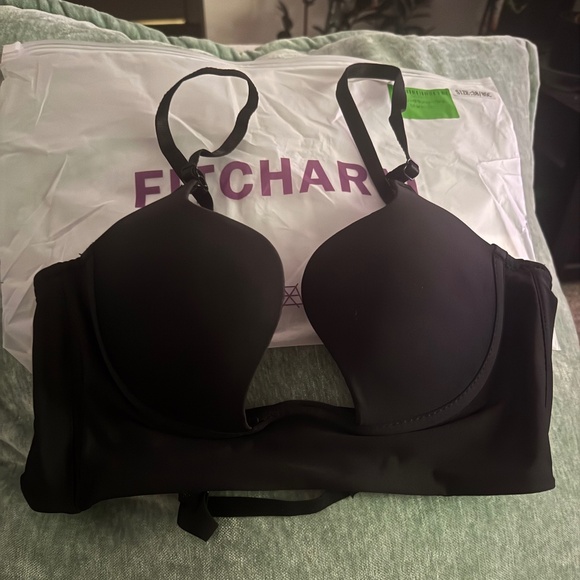 Secret Plunge Bra - Picture 1 of 4